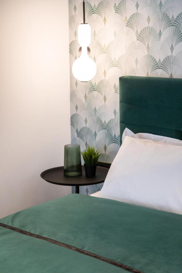 Pierrot & Pierrette Mesnicka Apartment Загреб Екстериор снимка