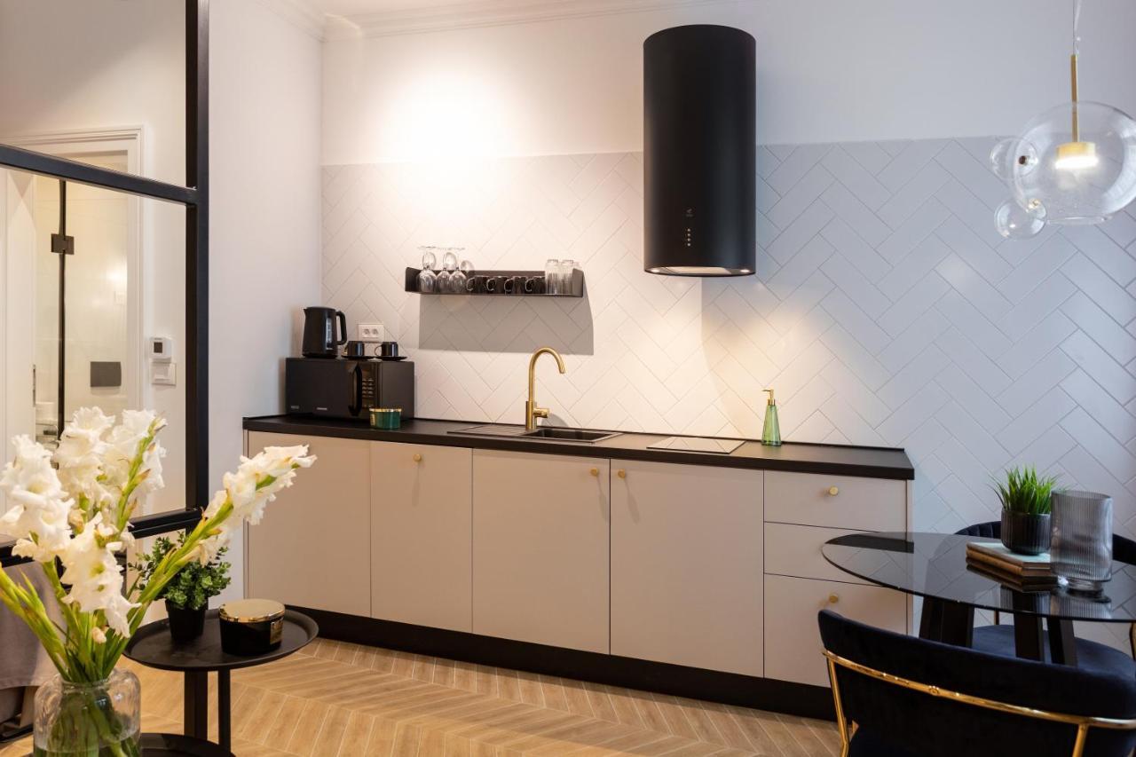 Pierrot & Pierrette Mesnicka Apartment Загреб Екстериор снимка