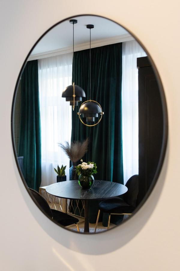 Pierrot & Pierrette Mesnicka Apartment Загреб Екстериор снимка