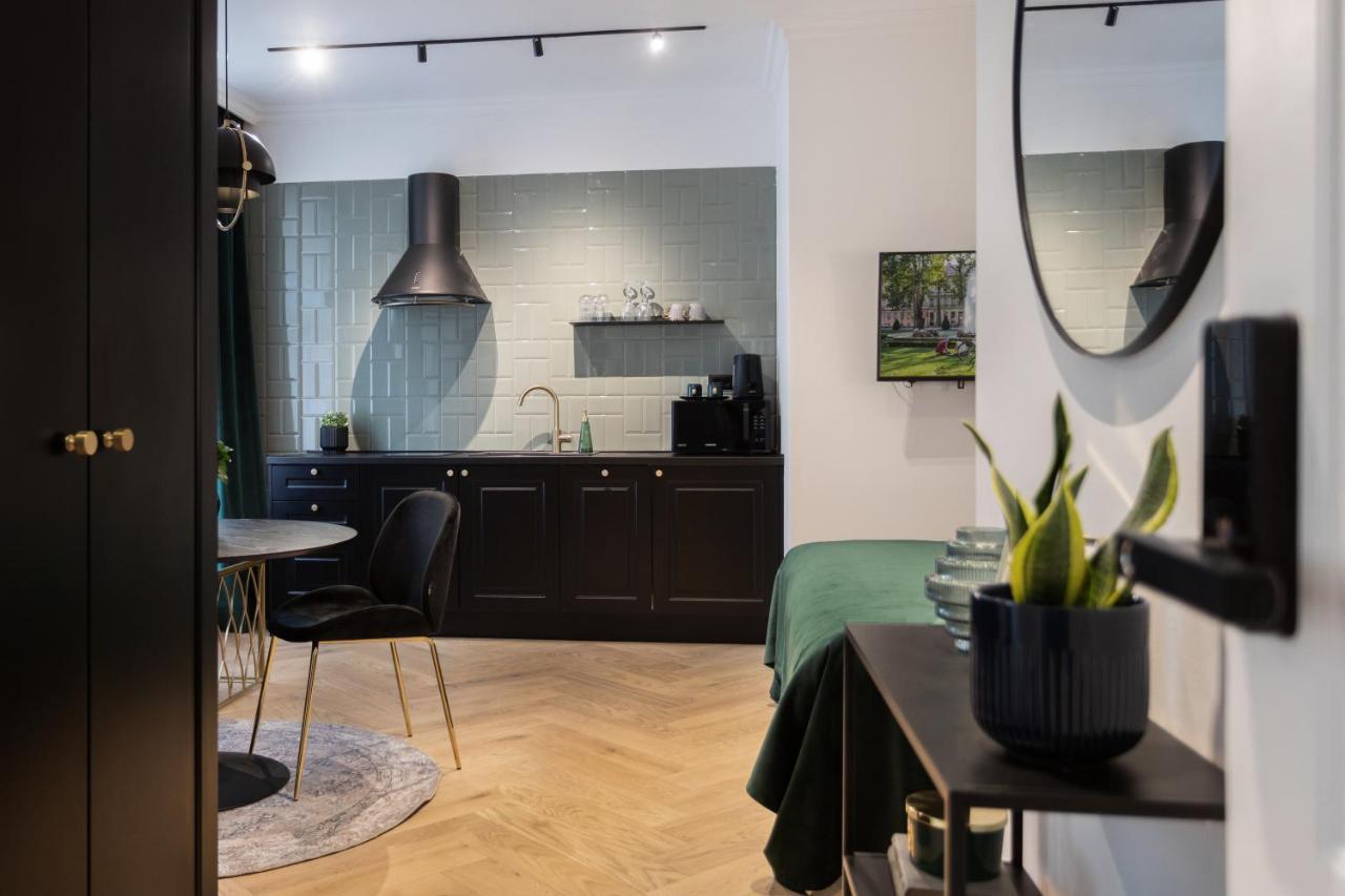Pierrot & Pierrette Mesnicka Apartment Загреб Екстериор снимка