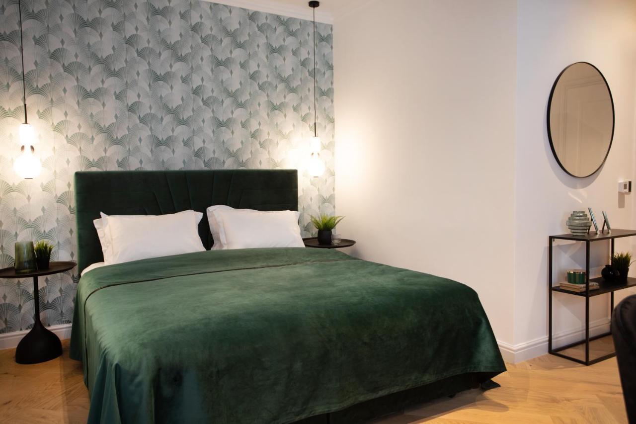Pierrot & Pierrette Mesnicka Apartment Загреб Екстериор снимка