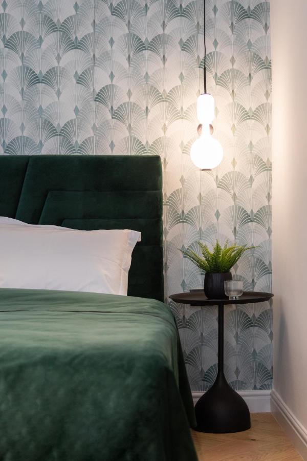 Pierrot & Pierrette Mesnicka Apartment Загреб Екстериор снимка