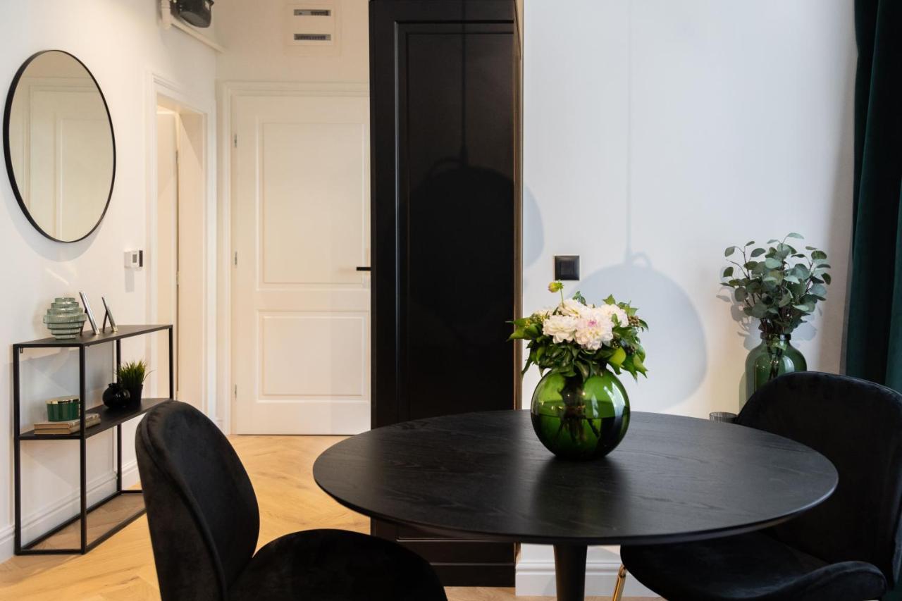 Pierrot & Pierrette Mesnicka Apartment Загреб Екстериор снимка